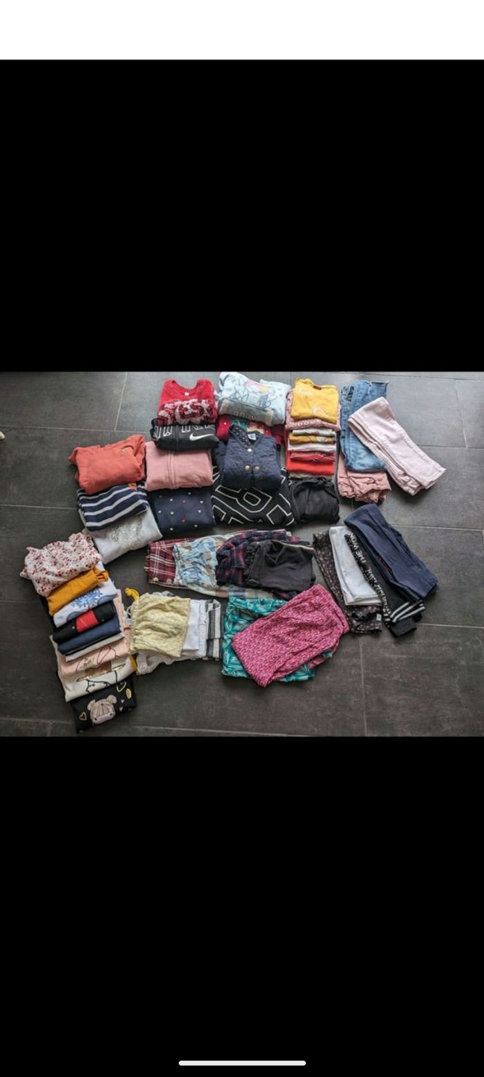 Lot vêtements fille taille 6 ans
