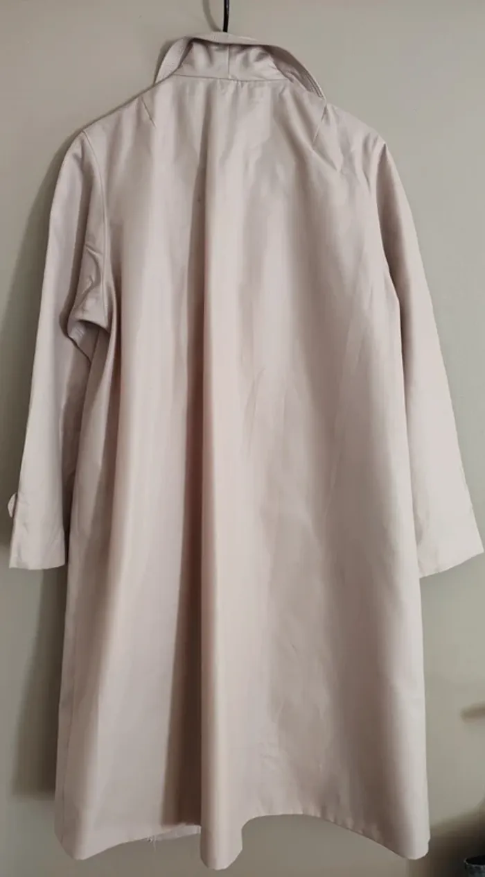 Trenchcoat Claude Havrey Paris beige clair – Taille 38 (très bon état) - photo numéro 3