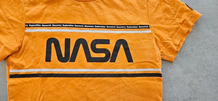 Haut Nasa - photo numéro 6