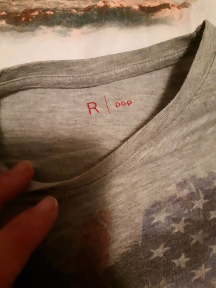 Lot 4 tee-shirts manches courtes 10 ans - photo numéro 3