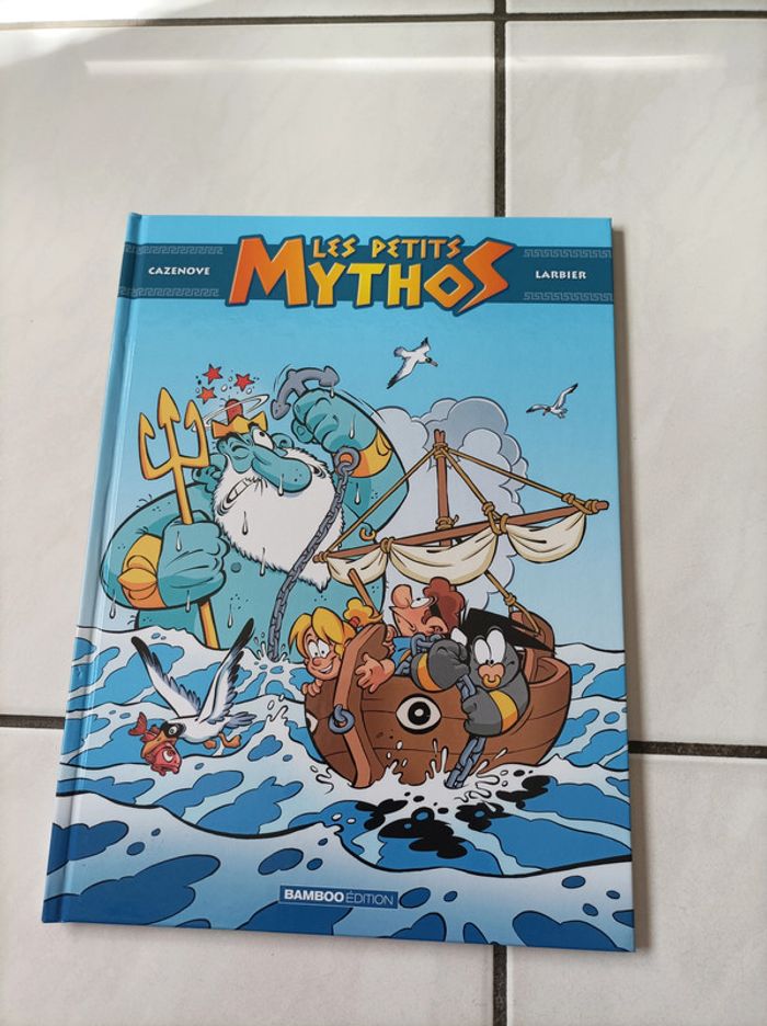 Livre BD enfant Les petits mythos