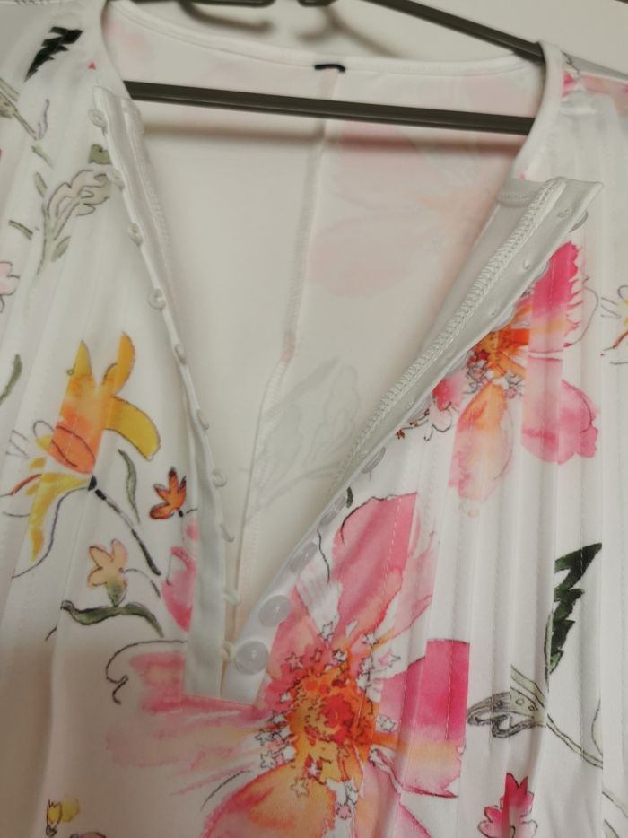 Robe à fleurs - photo numéro 4