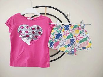 4 ans ensemble été teeshirt Okaïdi et short Kiabi