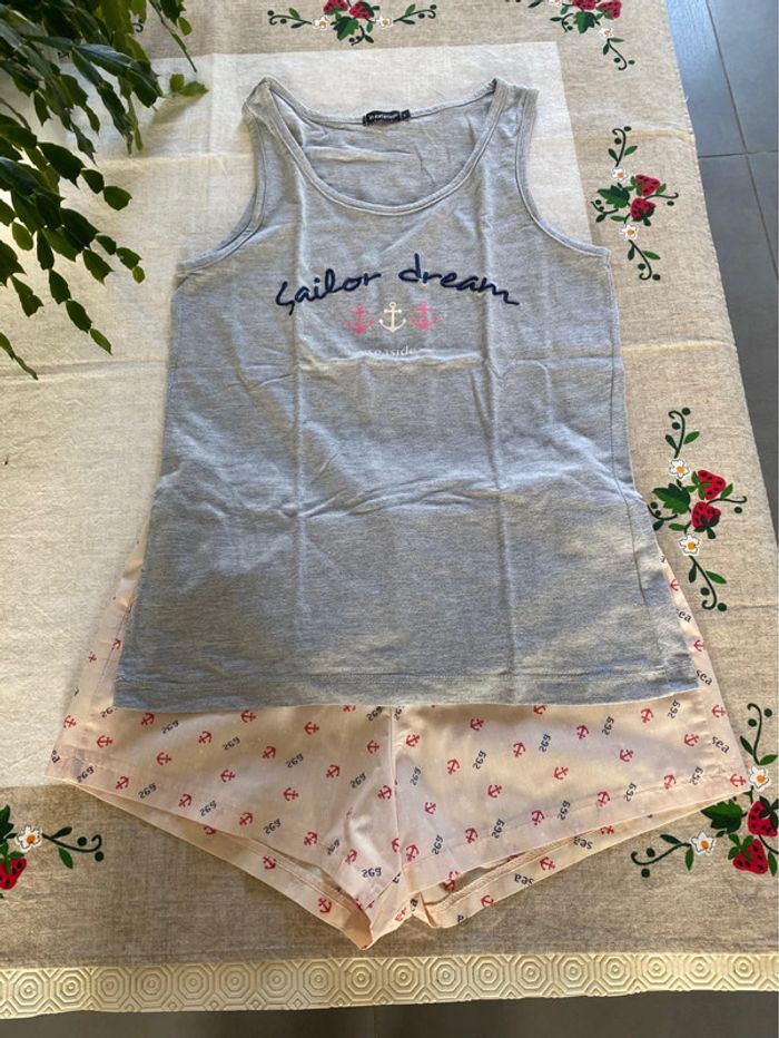 Lot pyjamas légers - photo numéro 2