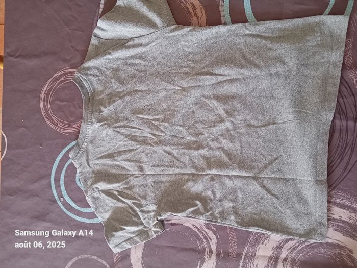 Tee-shirt - photo numéro 2