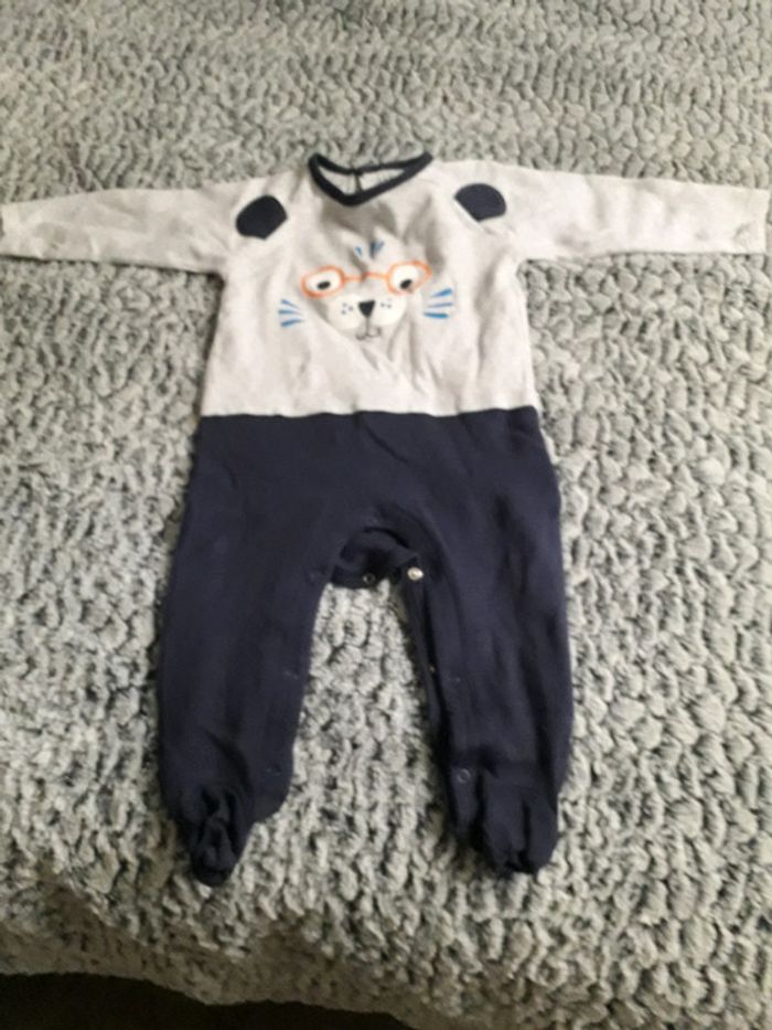 Dors bien taille 12 mois