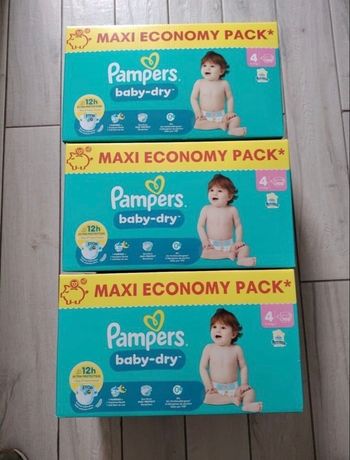 3 cartons Pampers taille 4