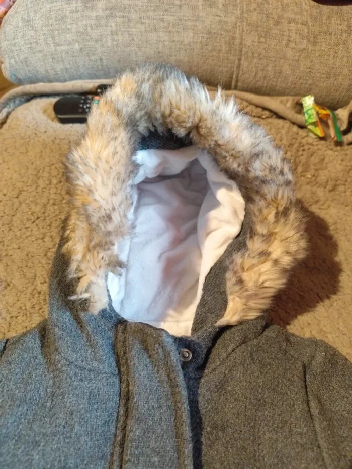Manteau gris - photo numéro 2