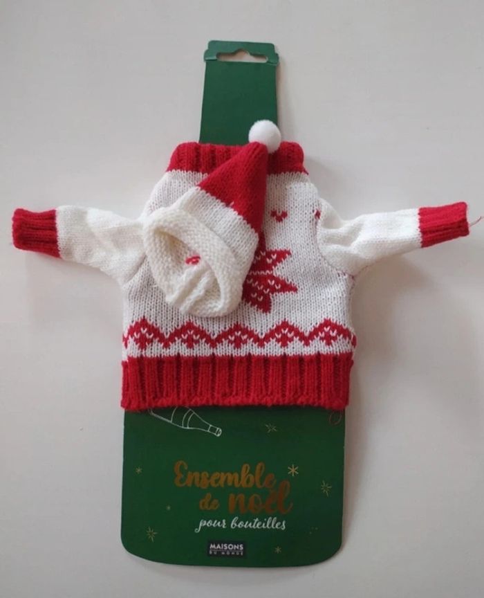 Ensemble Pull et petit chapeau de Noël pour bouteilles Maison du Monde neufs