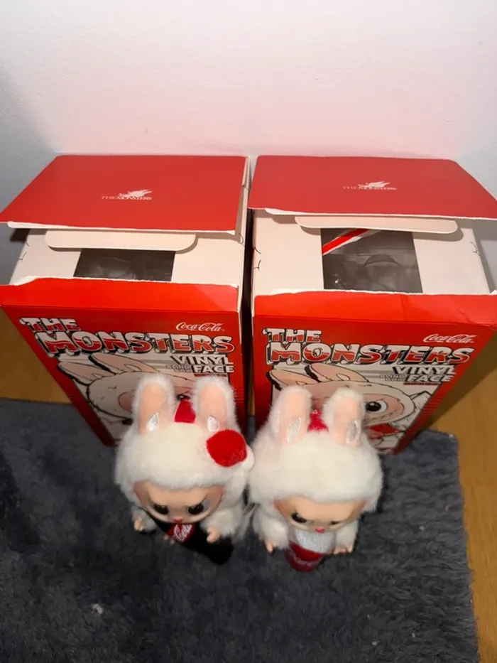 Pop Mart Labubu The monsters Vinyl Face Coca cola - photo numéro 4