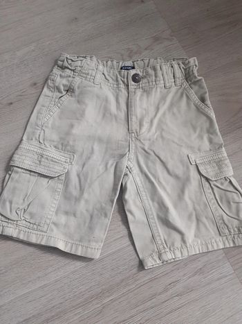 Bermuda vert clair 5ans