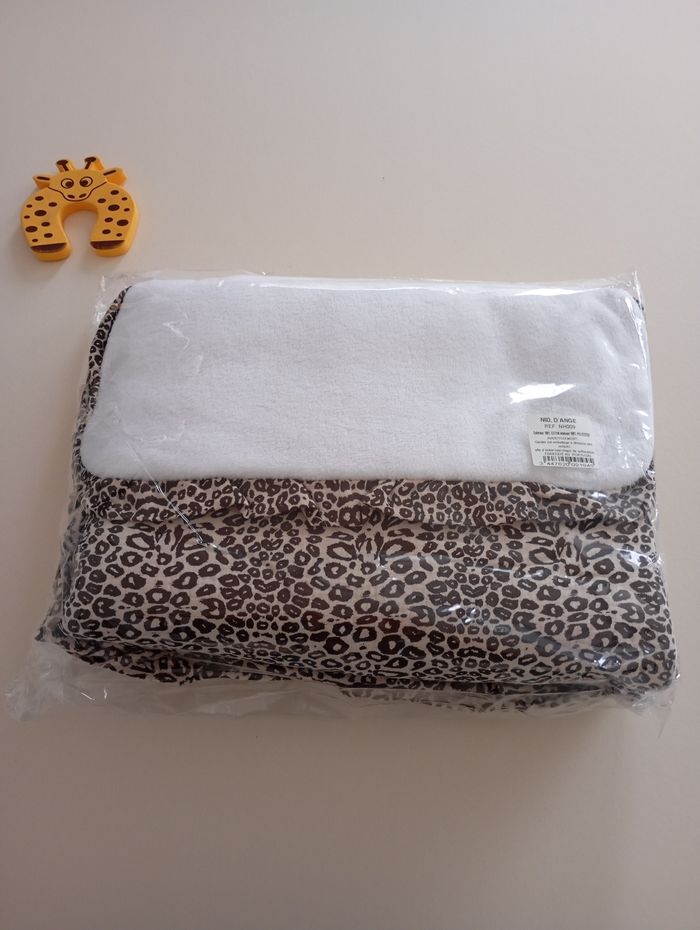 Nid d'ange bébé gaze de coton et polaire léopard - photo numéro 3