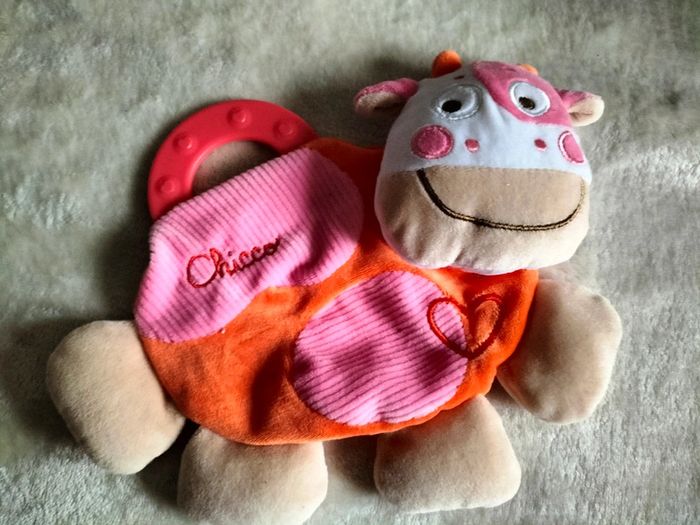 Peluche vache Chicco rose et orange - photo numéro 2
