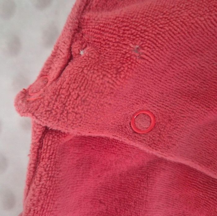 Pyjama framboise 6 mois - photo numéro 4