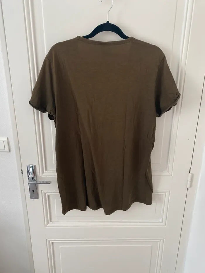T-shirt kaki H&M Homme - photo numéro 2