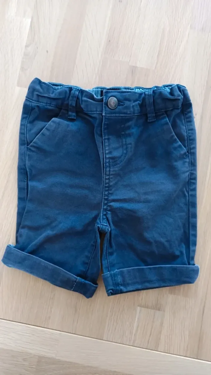 Short bleu 24/36 mois primark