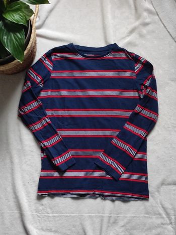 Pull à rayures rouge 12ans