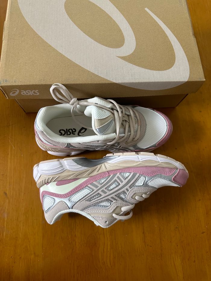 Baskets ASICS GEL-NYC roses 37 - photo numéro 4