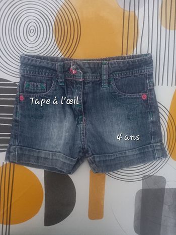 Short 4 ans