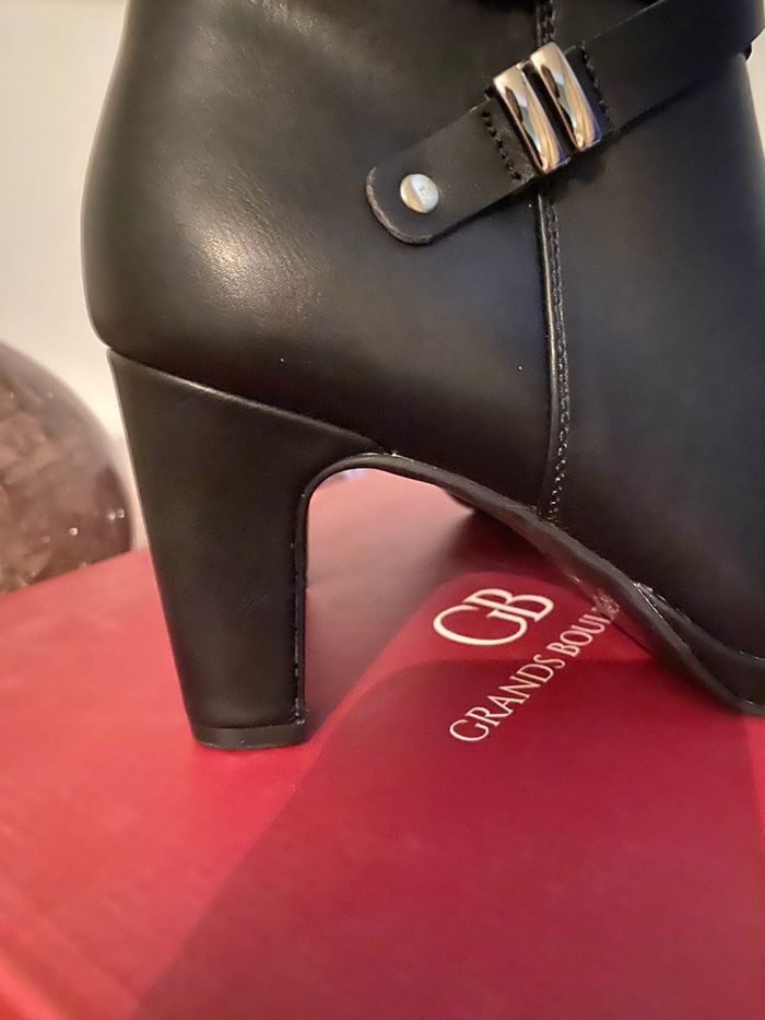 Bottine T 38  noire - photo numéro 5