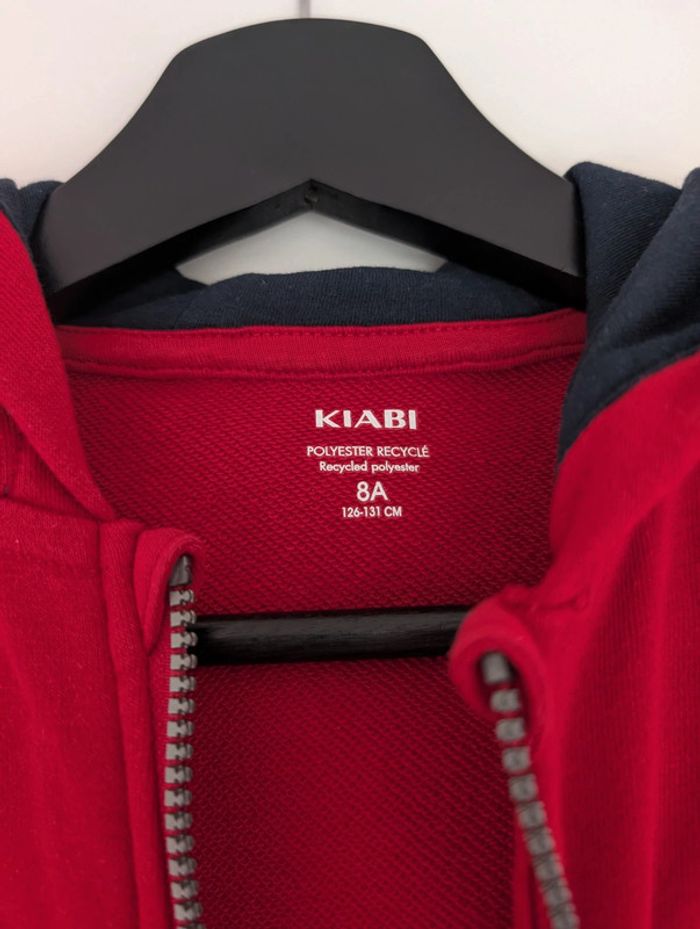 Veste à capuche rouge taille 8 ans Kiabi - photo numéro 4