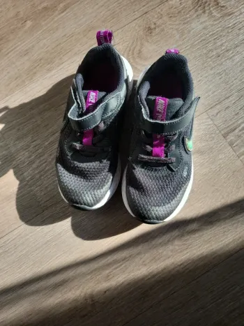 Basket nike taille 28