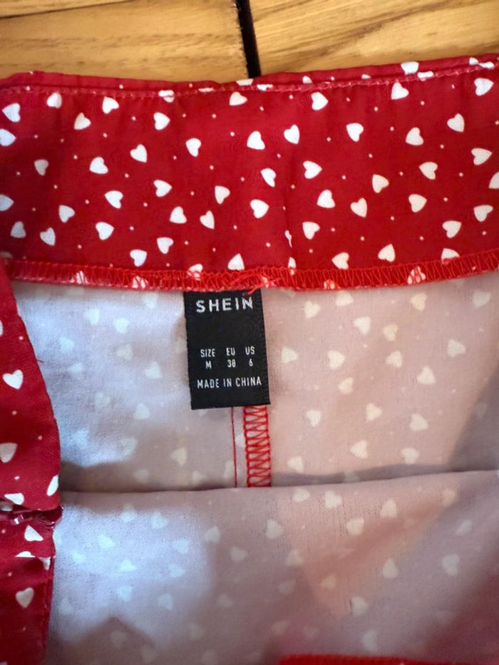 Jupe rouge en très bon état taille M SHEIN - photo numéro 5