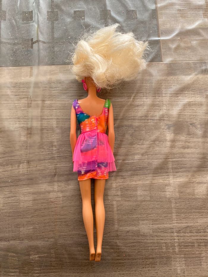 Barbie avec robe - photo numéro 2