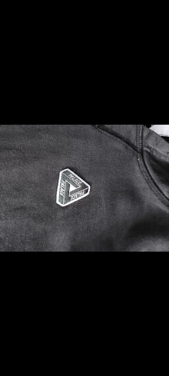 pull Palace noir taille XS - photo numéro 2