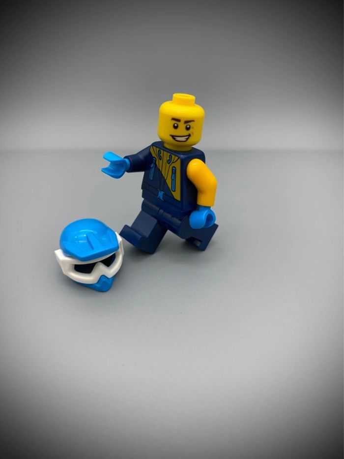 Minifigurine LEGO City cty0904 - Explorateur Polaire - Très bon état - photo numéro 4