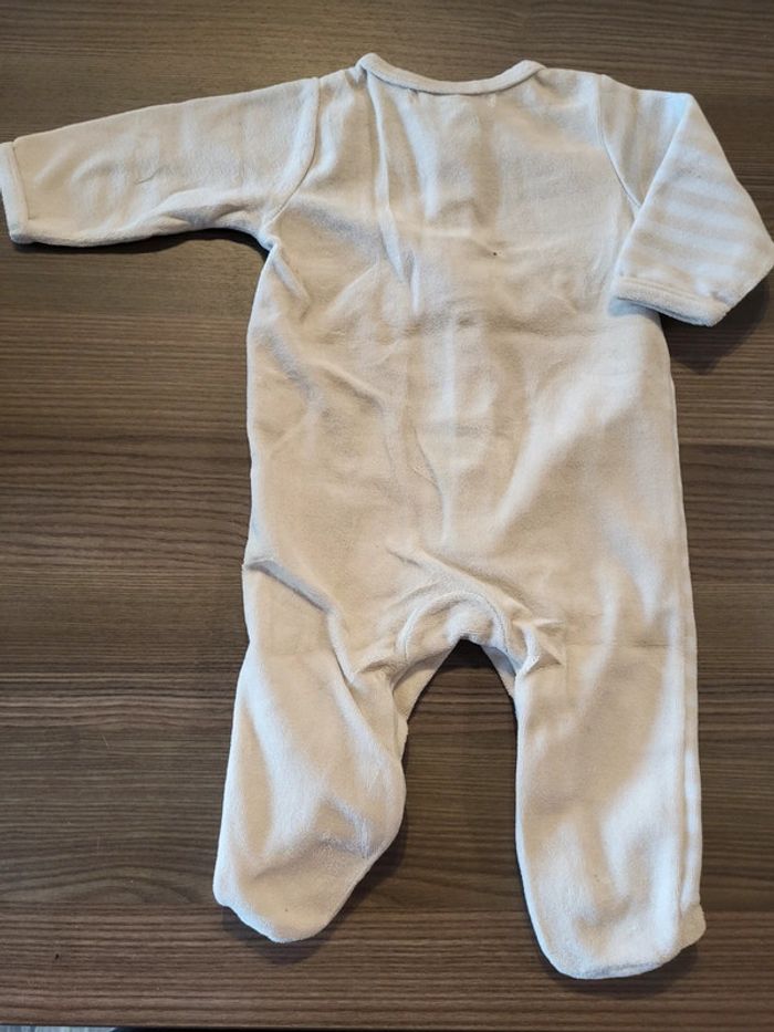 Pyjama taille 6 mois - photo numéro 2