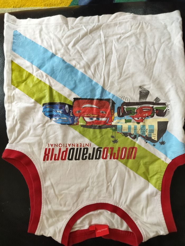 Tee shirt cars 8ans - photo numéro 2