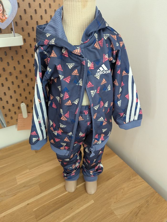 Ensemble adidas 9-12 mois - photo numéro 2