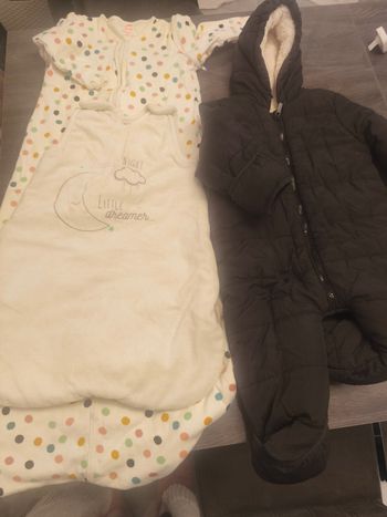 Lot linge divers bébé 