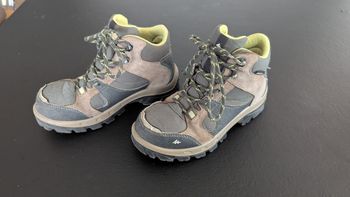 Chaussures de randonnée.