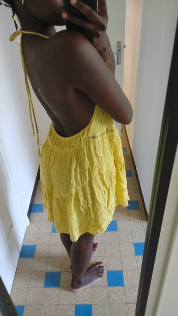 Mini robe estivale dos nu jaune poussin or