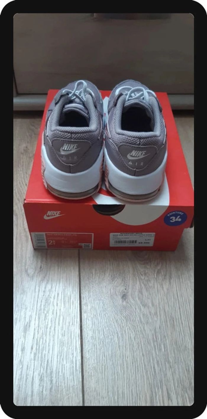 Chaussures baskets nike air max excee pointure 34 - photo numéro 5