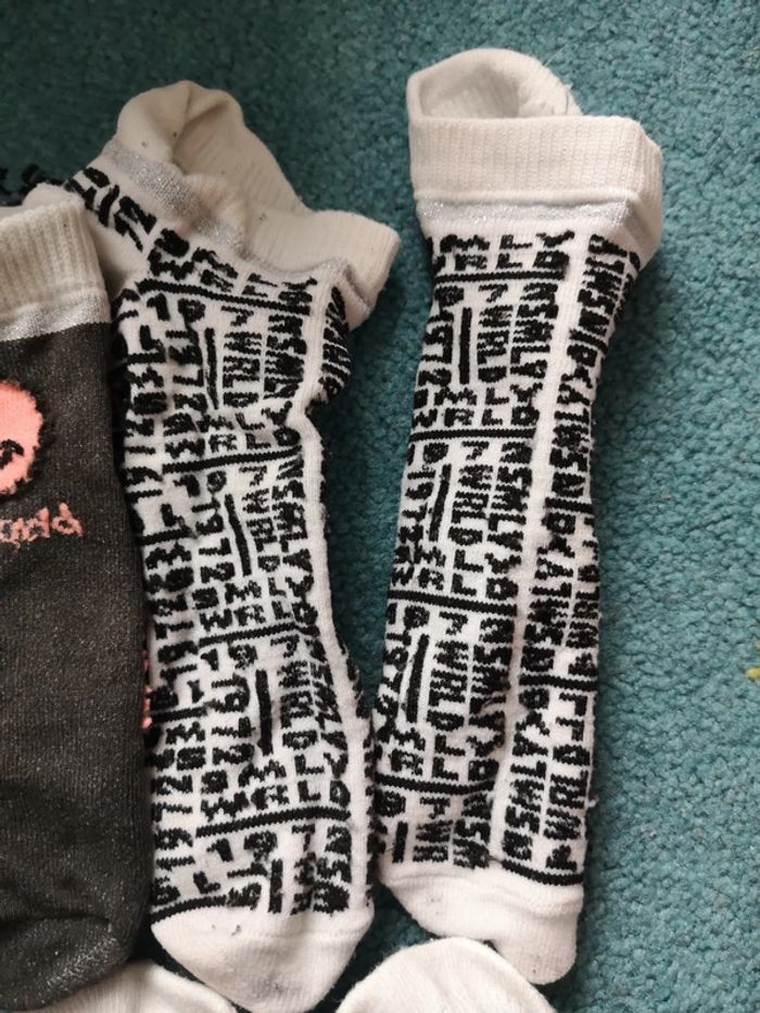 Veste coupe vent 8 ans + 5 paires de socquettes Smileys - photo numéro 9