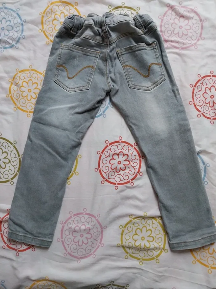 Lot de 2 jeans garçon 4 ans - photo numéro 7
