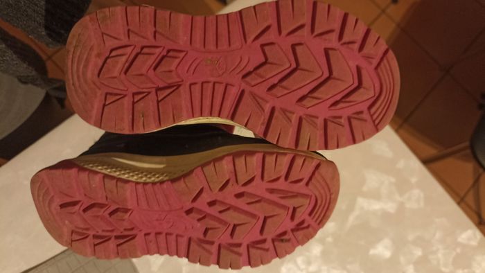 Bottes de neige fille taille 27 - photo numéro 2