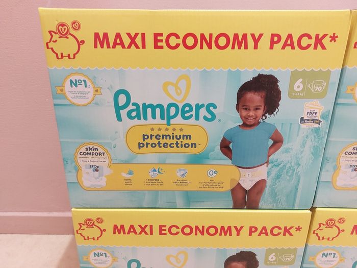 4 Maxi Économique pack de 70 couches pampers premium protection de 70 couches taille 6! Nb: 280 couches au total - photo numéro 2