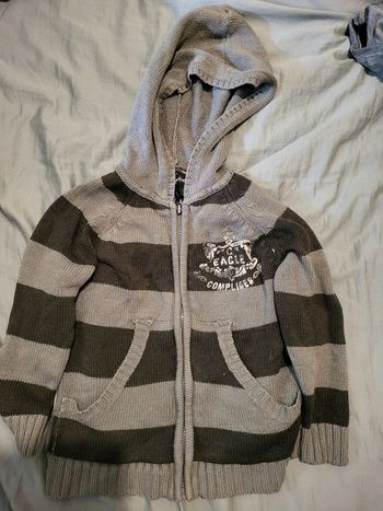 Veste grise complices