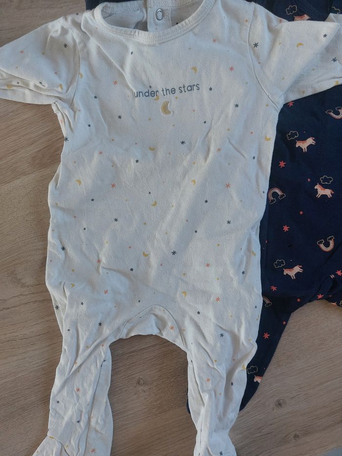Lot pyjamas - photo numéro 3