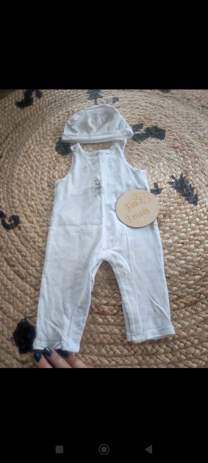 Ensemble bébé 3 mois - photo numéro 2