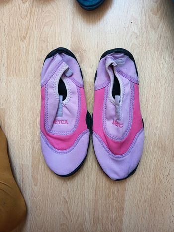 Chaussures aquatiques taille 36 rose