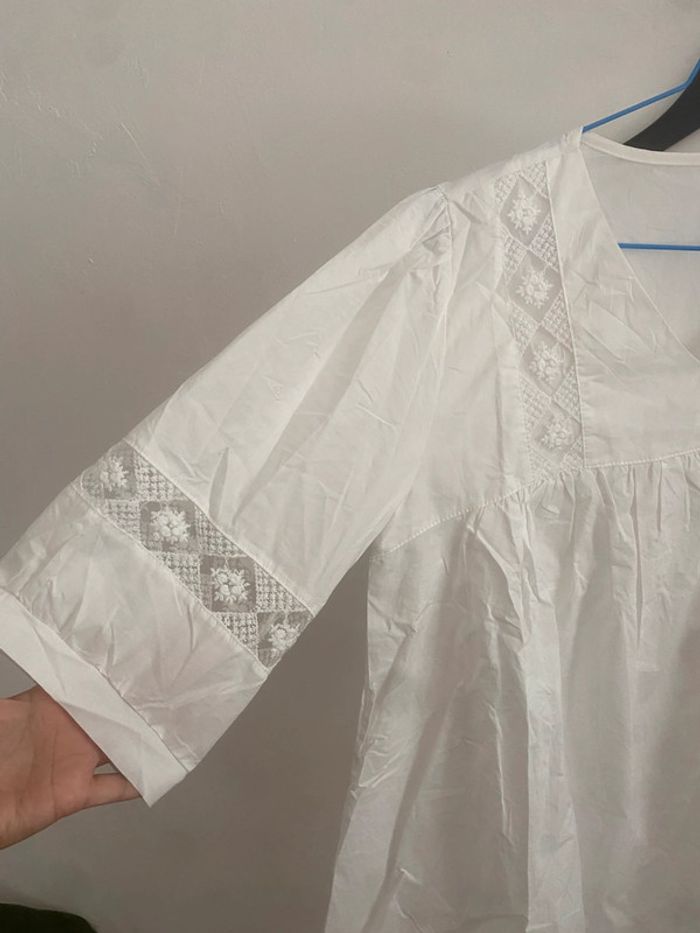 Robe broderie dentelle blanche légère transparence - photo numéro 2