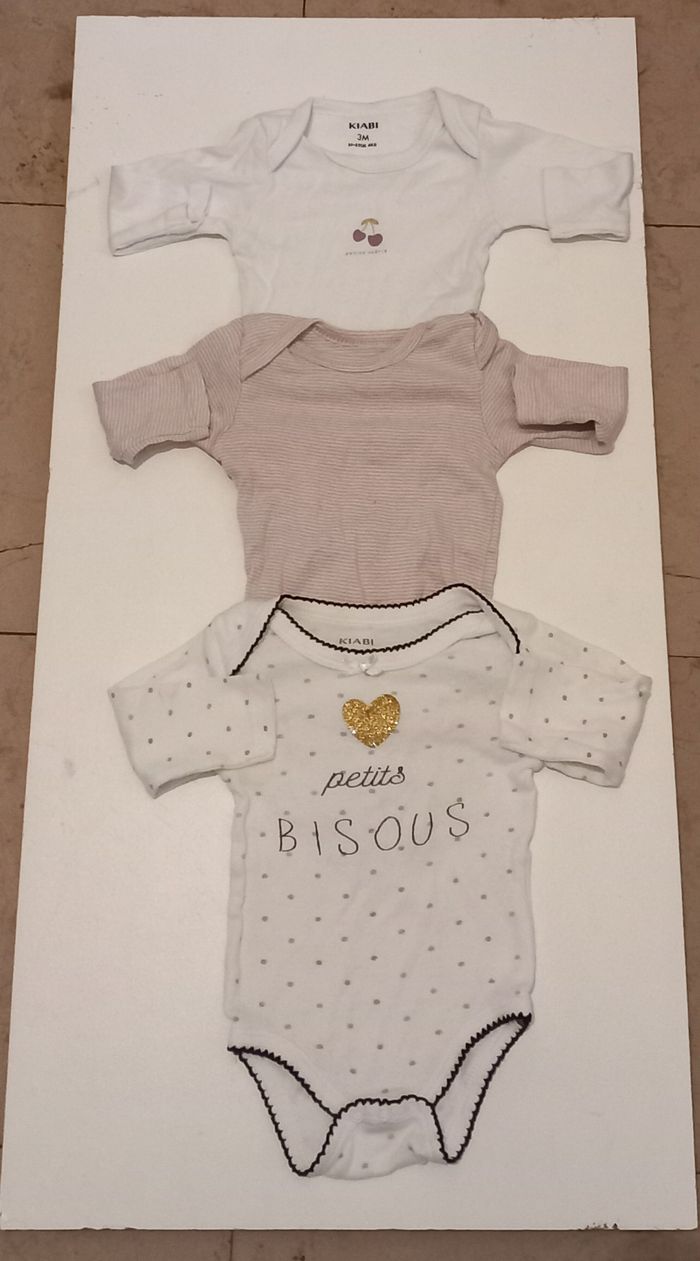 Lot de 3 bodies Taille 3 mois
