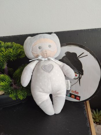 mon premier doudou super héros kaloo gris coeur masque noeud Pois Blanc DD000242