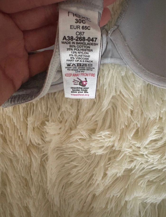 Soutien-gorge gris neuf 80C Next - photo numéro 3