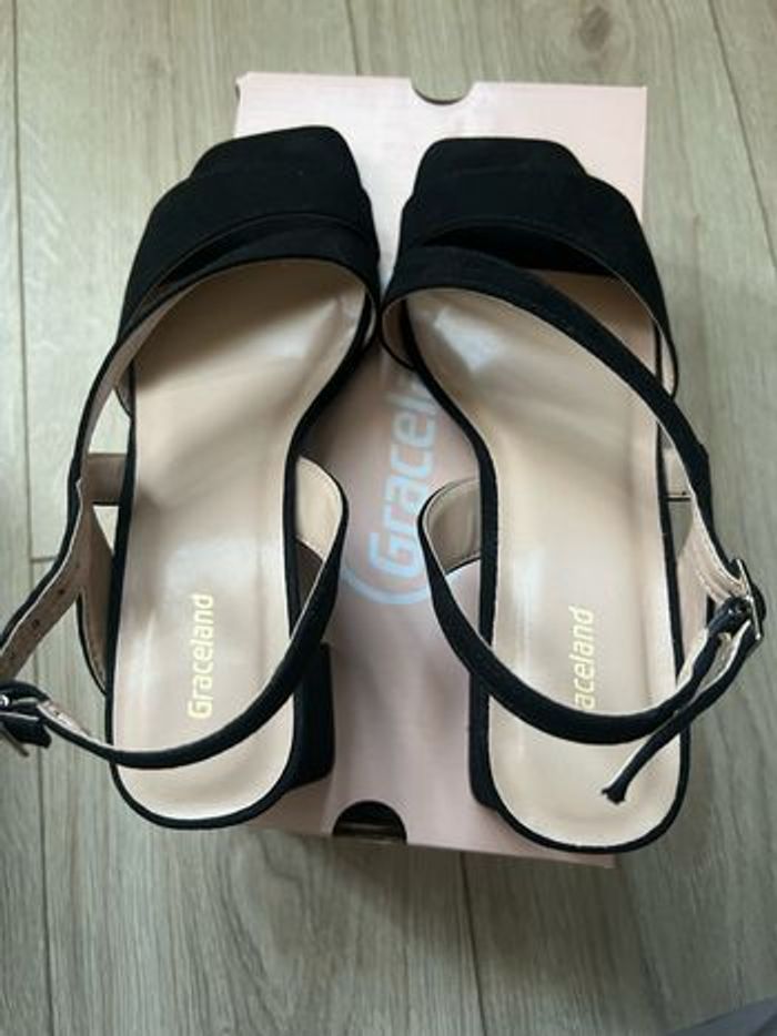 Sandale  nu pied chaussures graveland - photo numéro 2